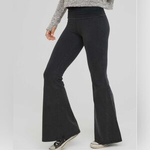 OFFLINE by Aerie Black Flare Yoga Pants | Size S